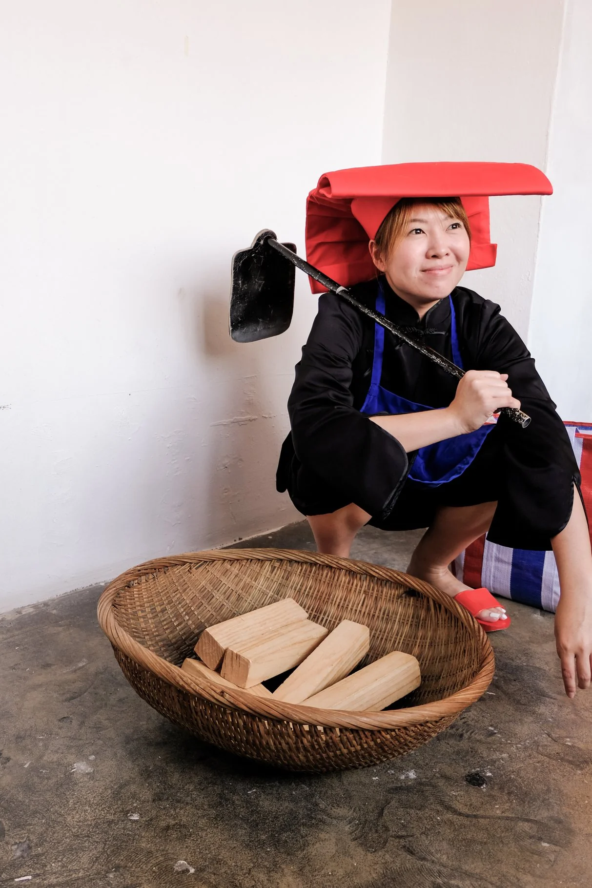 Samsui Woman N01 (Red) - Image 2