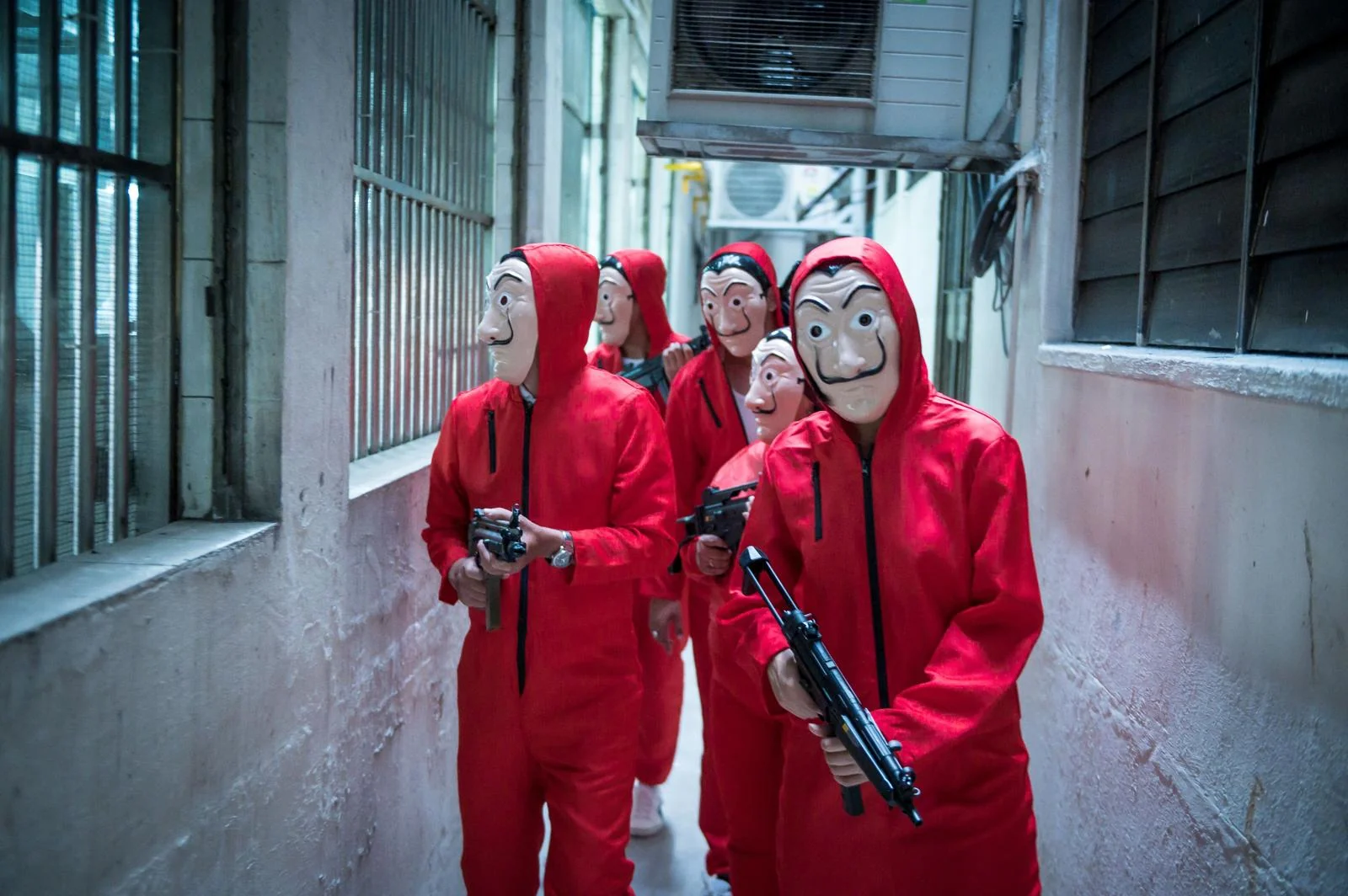 money heist - Image 3